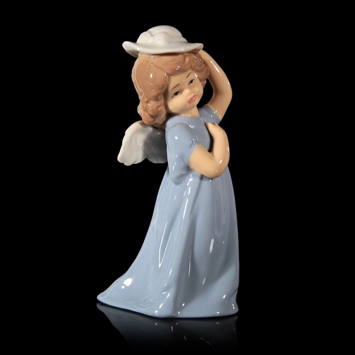 Сувенир керамика "Ангел-девочка в голубом платье и в белой шляпке" 14х7,5х5 см