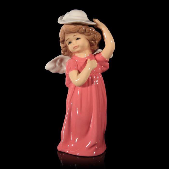 Сувенир керамика "Ангел-девочка в коралловом платье и в белой шляпке" 14х7,5х5 см