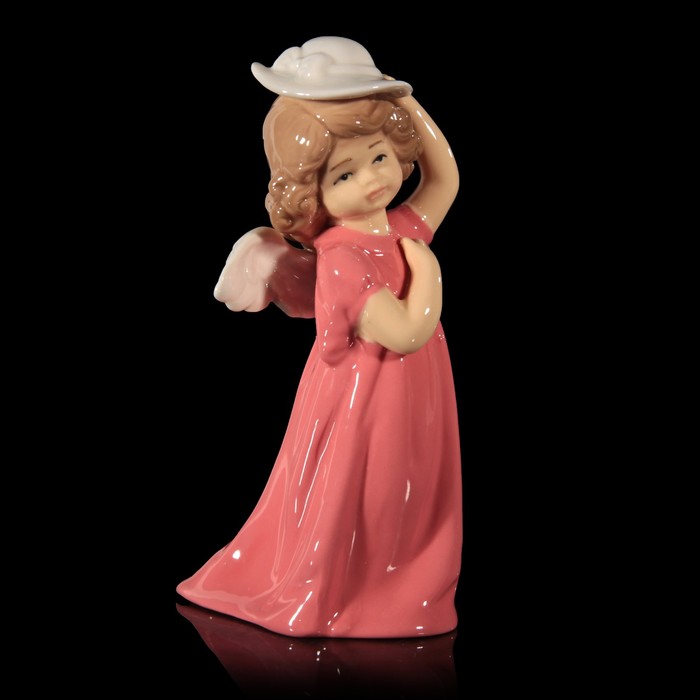 Сувенир керамика "Ангел-девочка в коралловом платье и в белой шляпке" 14х7,5х5 см