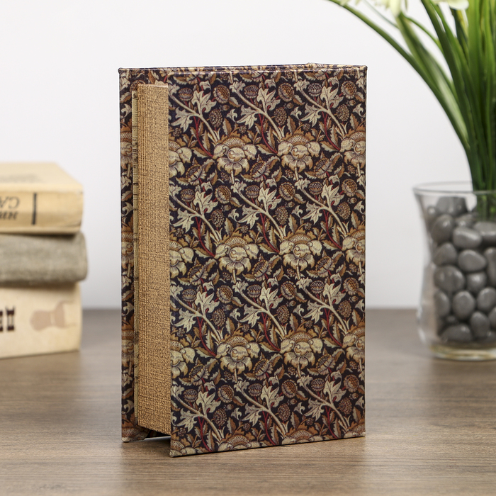 Сейф-книга дерево под шёлк "Чертополох" 17х11х5 см