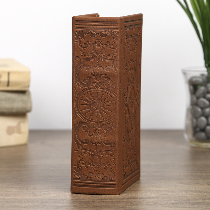 Сейф-книга дерево "Старинные узоры" кожзам под замшу 17х11х5 см