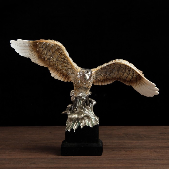 Сувенир полистоун "Орёл с расправленными крыльями песочный" 26х32х13 см
