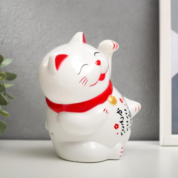 Маятник пластик от батарейки АА "Манеки-нэко белый машет лапкой" 12х14х10 см