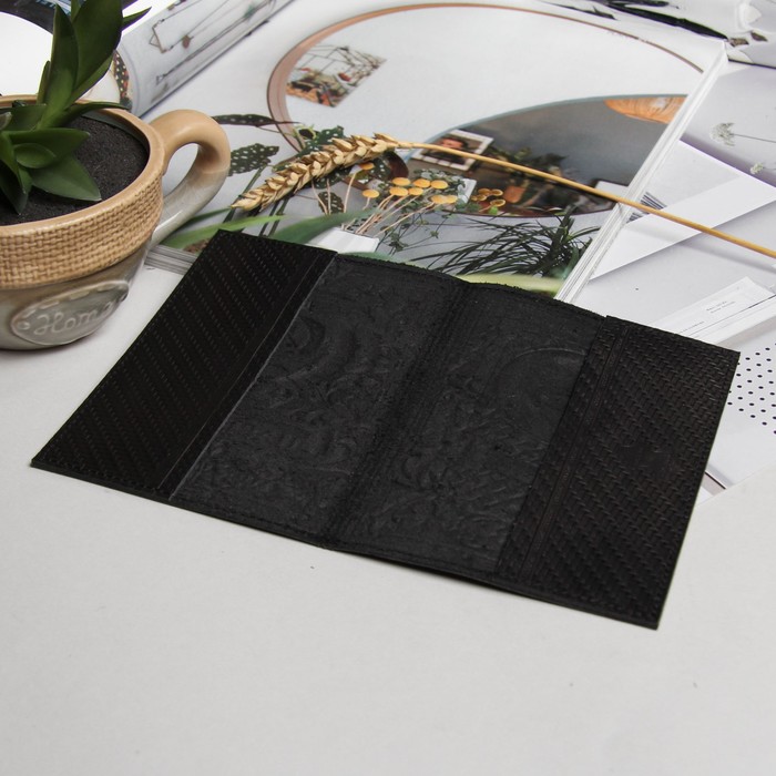 Обложка для паспорта, 3D тиснение, серп/молот, цвет чёрный