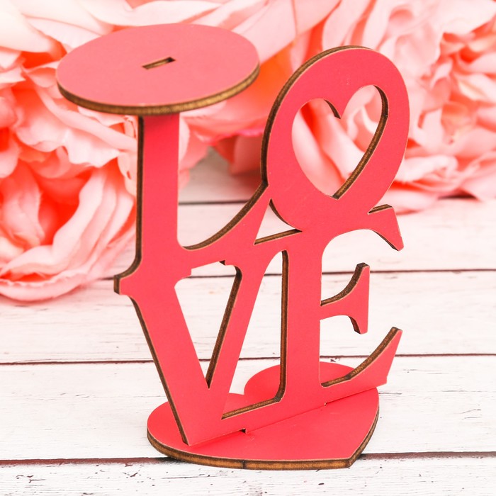 Подсвечник "LOVE"