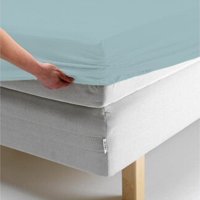 Простыня на резинке, размер 90х200х20 см, цвет голубой, трикотаж 125 г/м2