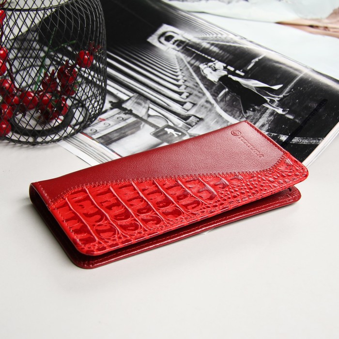 Кошелёк женский, 2 отдела, для карт, для монет, матовый красный/крокодил красный