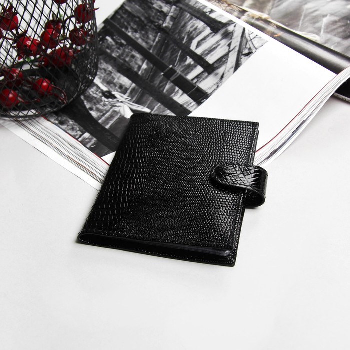 Обложка для автодокументов, 10 карманов для карт, с хлястиком, ящер, цвет чёрный