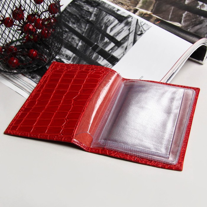Обложка для автодокументов, крокодил, цвет красный