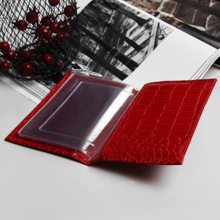 Обложка для автодокументов, крокодил, цвет красный
