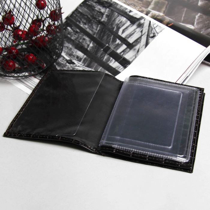 Обложка для автодокументов и паспорта, отдел для карт, крокодил, цвет тёмный шоколад