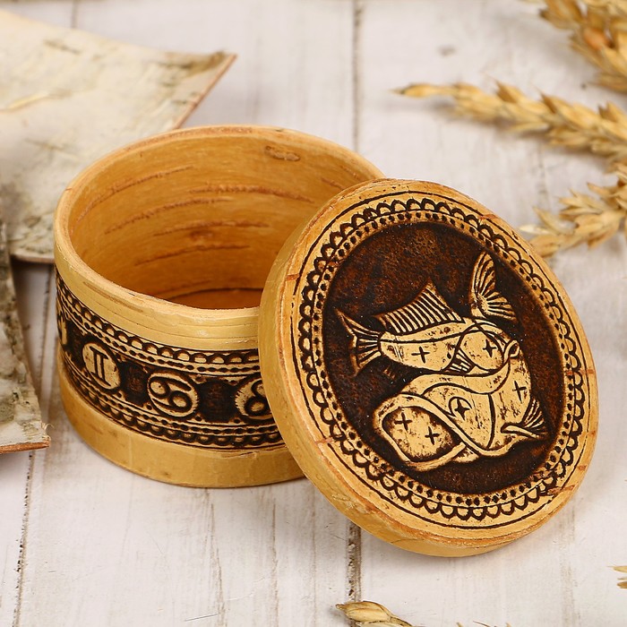 Шкатулка «Знак зодиака», рыбы, 6х6х3,5 см, береста