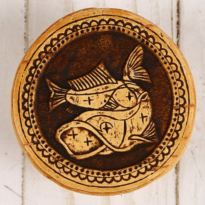 Шкатулка «Знак зодиака», рыбы, 6х6х3,5 см, береста