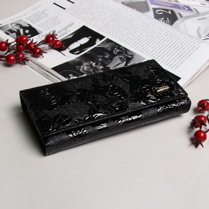 Кошелёк женский, 4 отдела, для карт, отдел рамка, на клапане, цвет чёрный