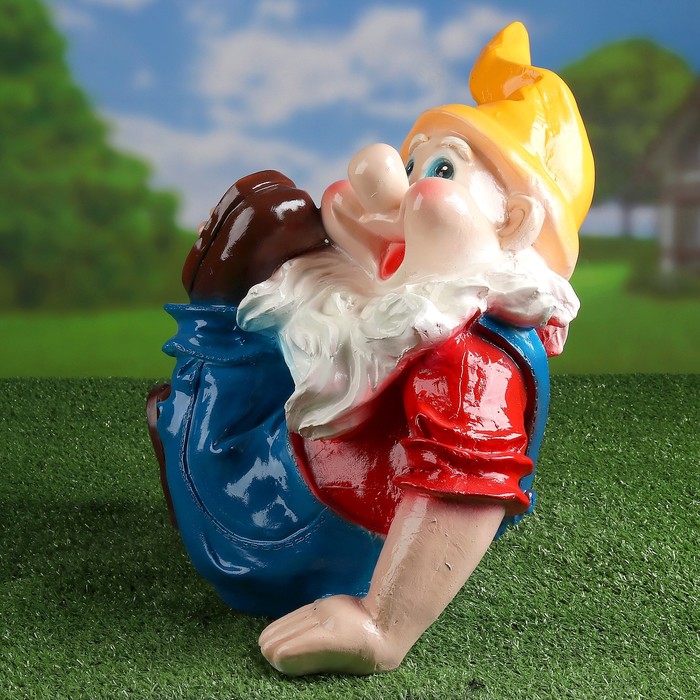 Садовая фигура "Гном сидячий" 38х38см