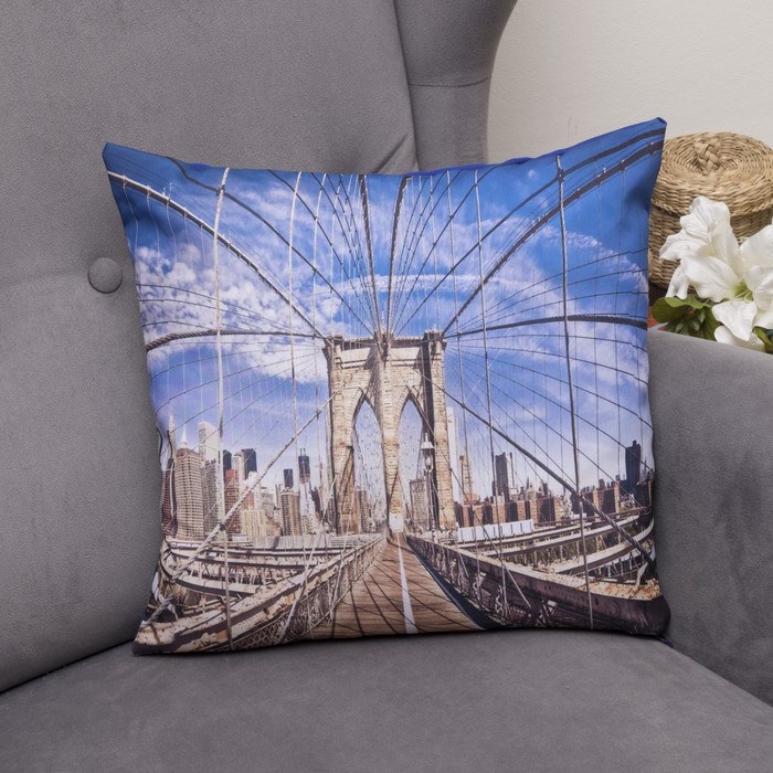 Подушка декоративная Мост на Гудзоне, 40х40см, габардин, синтетич. волокно, 160 гр/м