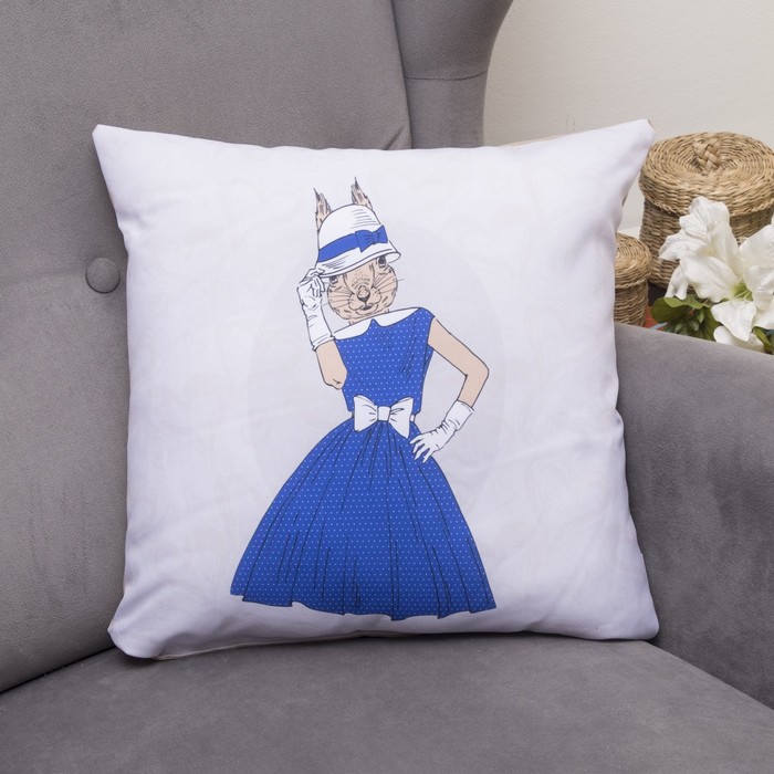 Подушка декоративная Лен Красотка 01, 40х40см, габардин, синтетич. волокно, 160 гр/м