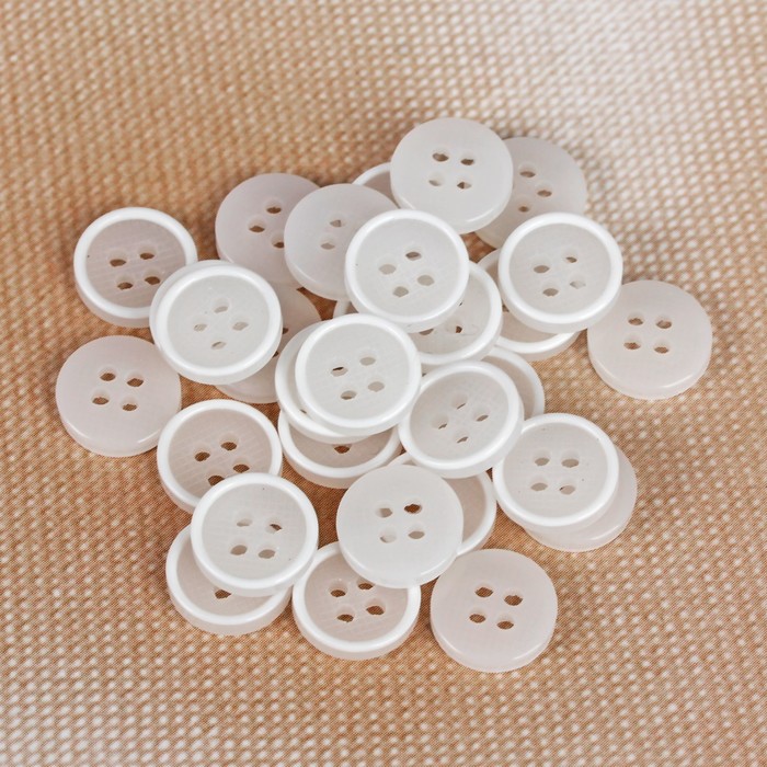 Пуговица блузочная/рубашечная, 4 прокола, 9мм, цвет белый