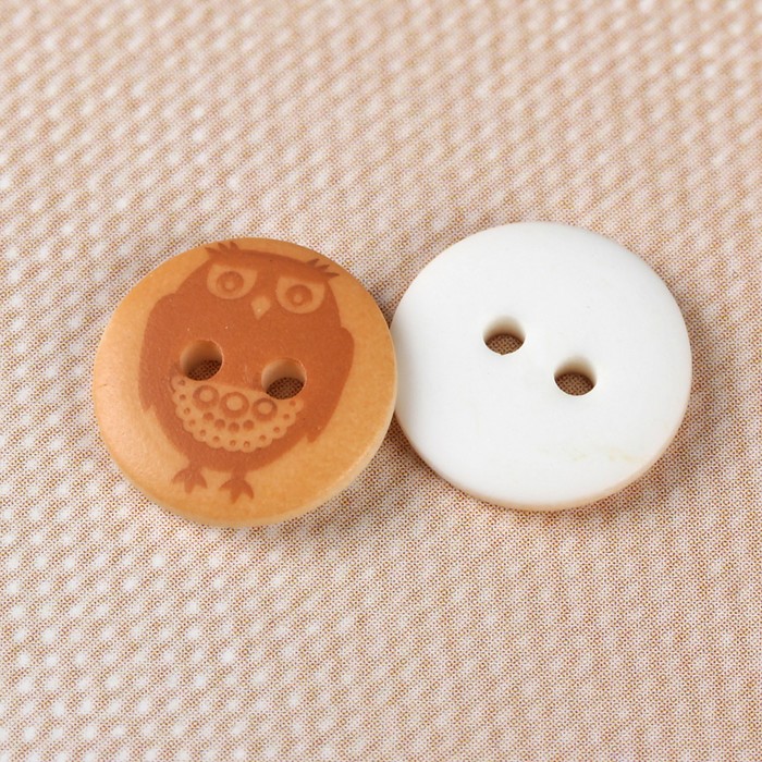 Пуговица детская, 2 прокола, 11мм, цвет бежевый