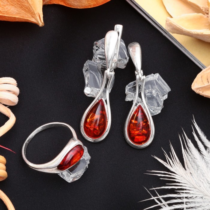 Гарнитур посеребрение 2 предмета: серьги, кольцо "Янтарь" капель, цвет коричневый, 17,5 размер