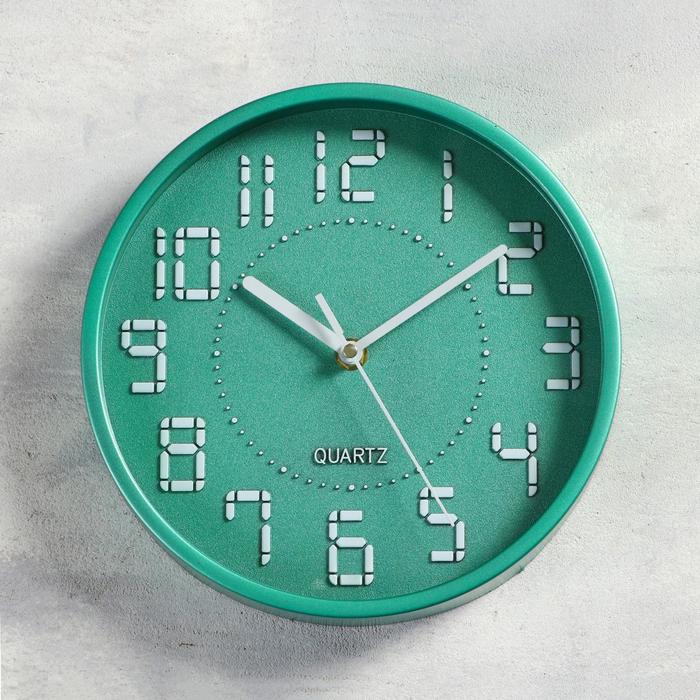 Часы настенные, круглые, электронный шрифт, арабские цифры, зелёные, d=22.5 см