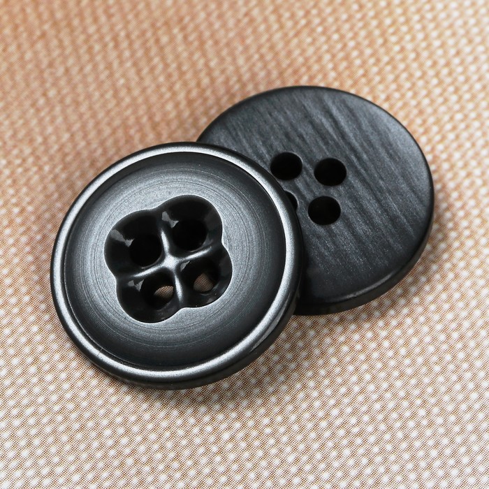 Пуговица костюмная, 4 прокола, 20мм, цвет серый