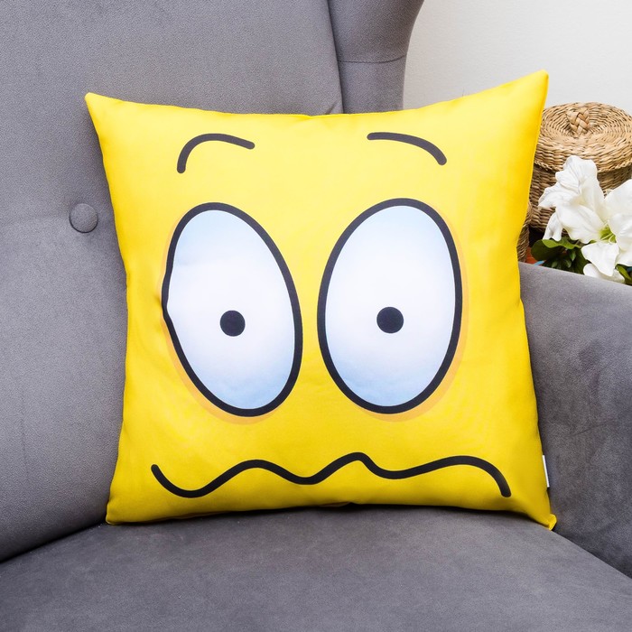 Подушка декоративная Смайл 03, 40х40см, габардин, синтетич. волокно, 160 гр/м