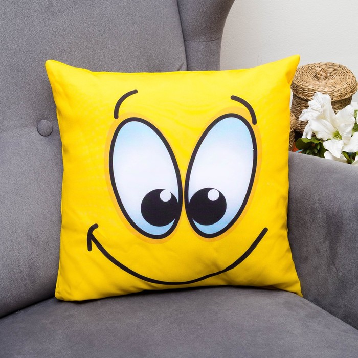 Подушка декоративная Смайл 02, 40х40см, габардин, синтетич. волокно, 160 гр/м