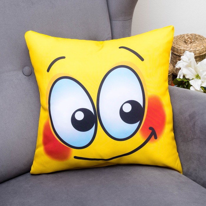 Подушка декоративная Смайл 06, 40х40см, габардин, синтетич. волокно, 160 гр/м