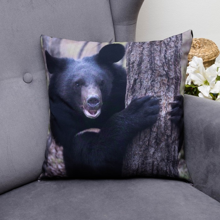 Подушка декоративная Хозяин леса, 40х40см, габардин, синтетич. волокно, 160 гр/м