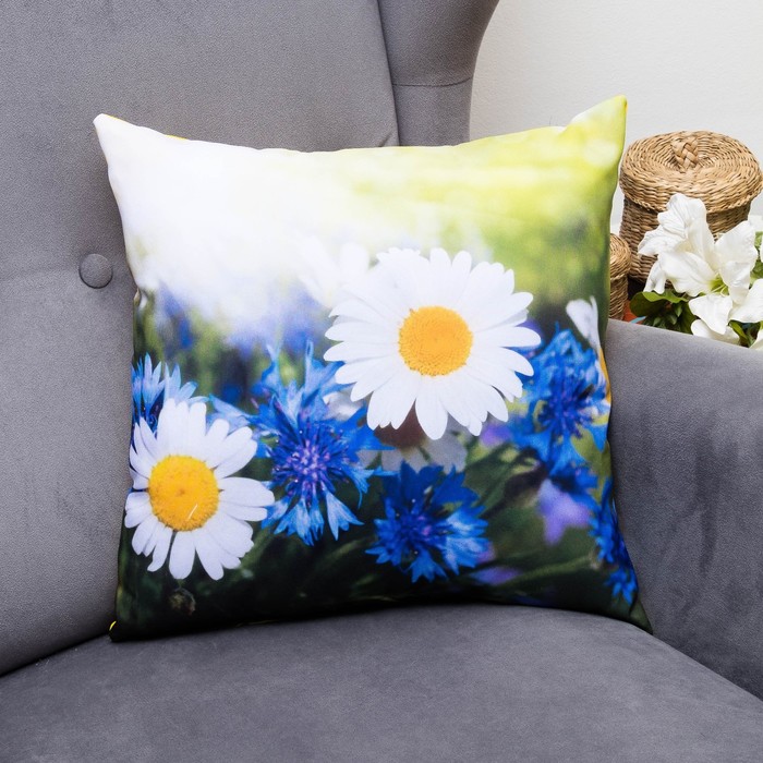 Подушка декоративная Букет лета, 40х40см, габардин, синтетич. волокно, 160 гр/м