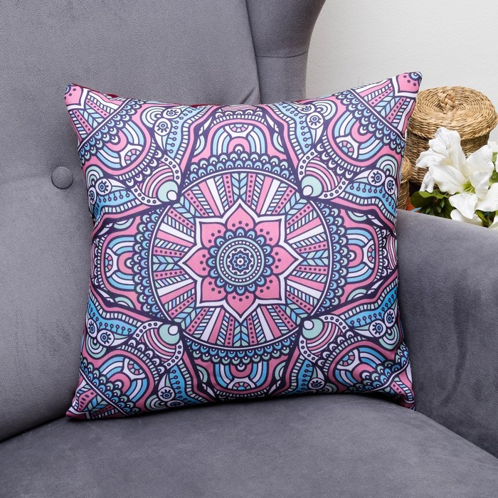 Подушка декоративная Индийский лотос, 40х40см, габардин, синтетич. волокно, 160 гр/м