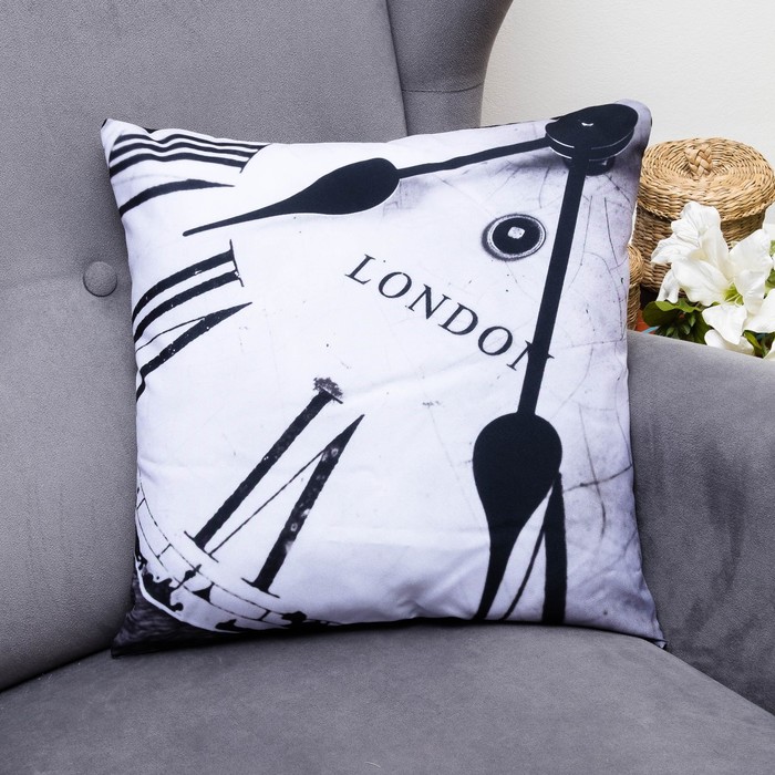 Подушка декоративная Лондонское время, 40х40см, габардин, синтетич. волокно, 160 гр/м