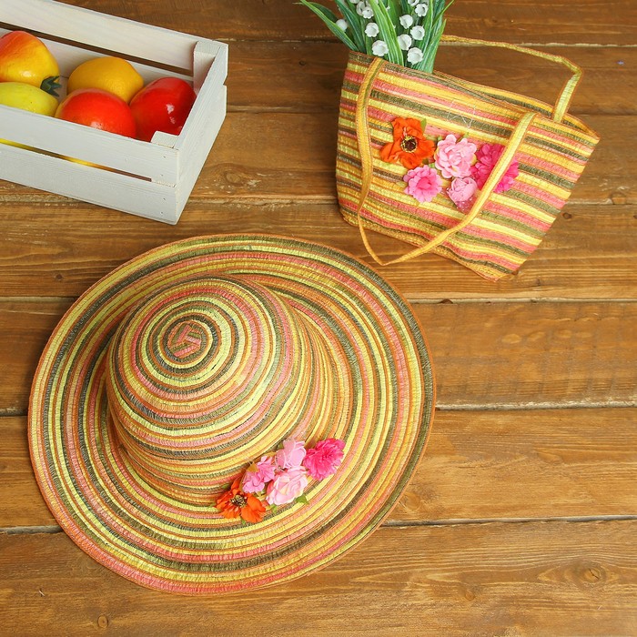 Набор сумочка и шляпка "Цветочки" р-р 50-52 см