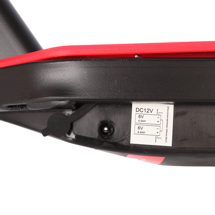 Электросамокат Novatrack колеса 140/120мм, P 12V30W, 10 км/ч, max 50кг, цвет красный