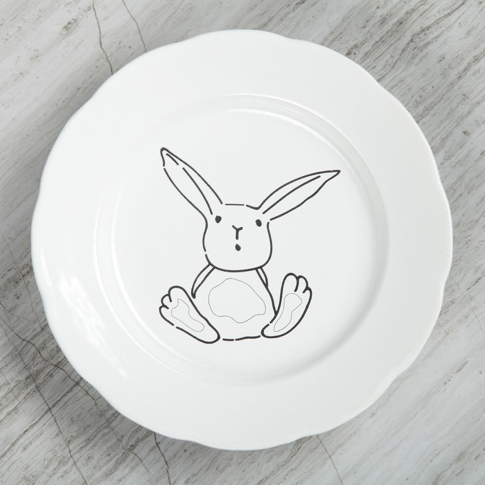 Тарелка "Зайчик сидит"