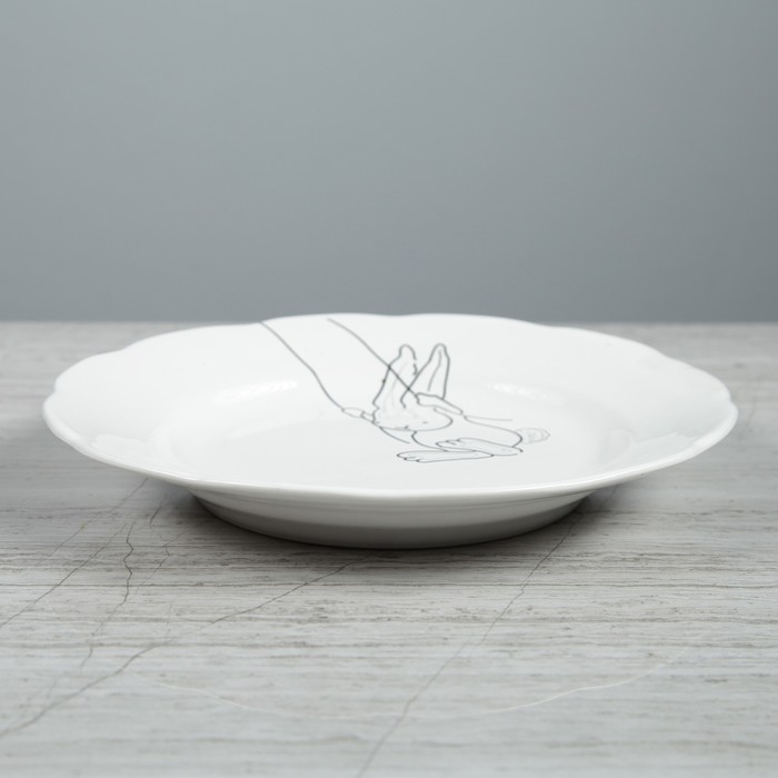 Тарелка "Зайчик на качеле"