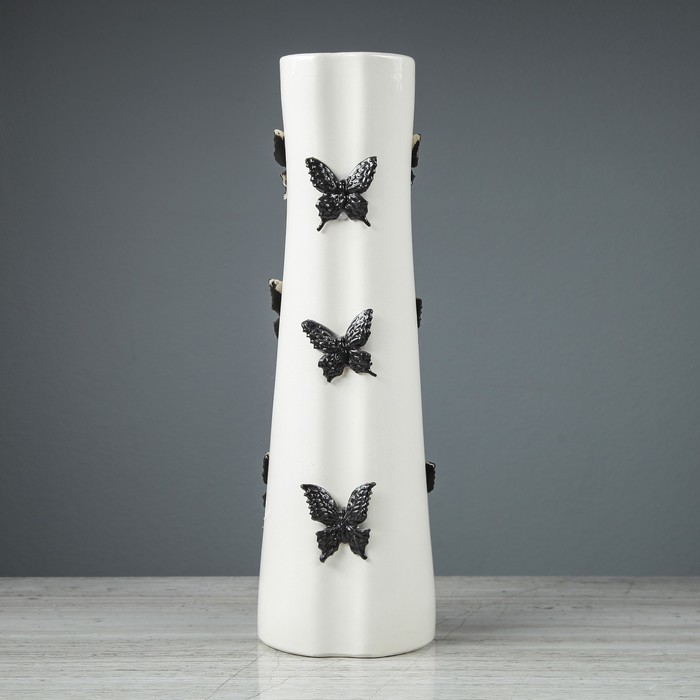 Ваза "Виола" лепка, бабочка