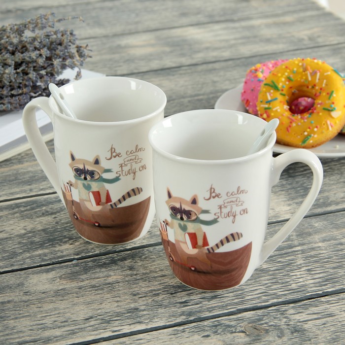 Набор кружек 320 мл "Прогулка", 2 шт, с ложками, рисунок МИКС