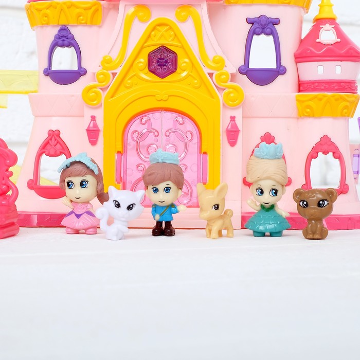 Замок для кукол "Дворец" с мебелью и фигурками, звуковые эффекты