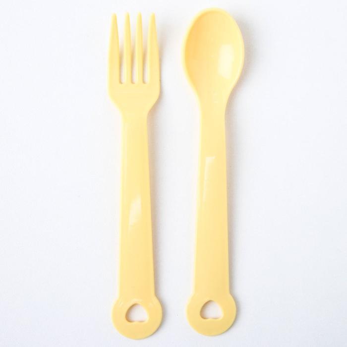 Набор детской посуды, 4 предмета: миска, ложка, вилка, поильник с твёрдым носиком 200 мл, цвета МИКС