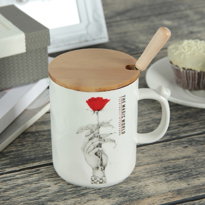 Кружка 400 мл "Улыбочку", с деревянной крышкой и ложкой, рисунок МИКС