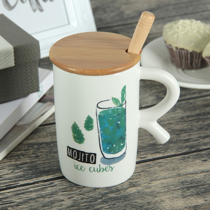Кружка 380 мл "Коктейль", с деревянной крышкой и ложкой, рисунок МИКС