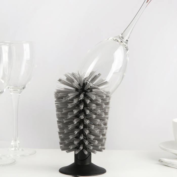 Ерш для стаканов и бокалов на присоске