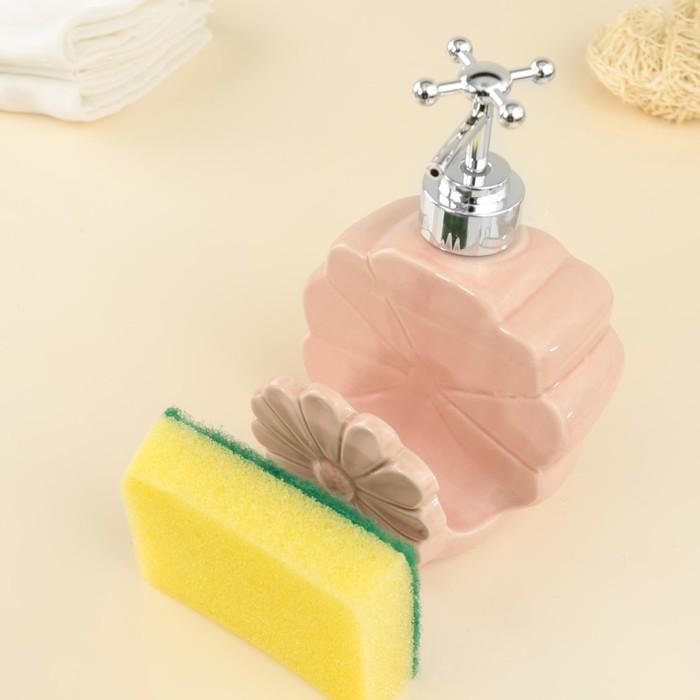 Дозатор для моющего средства 370 мл "Холо", с губкой, цвет персиковый