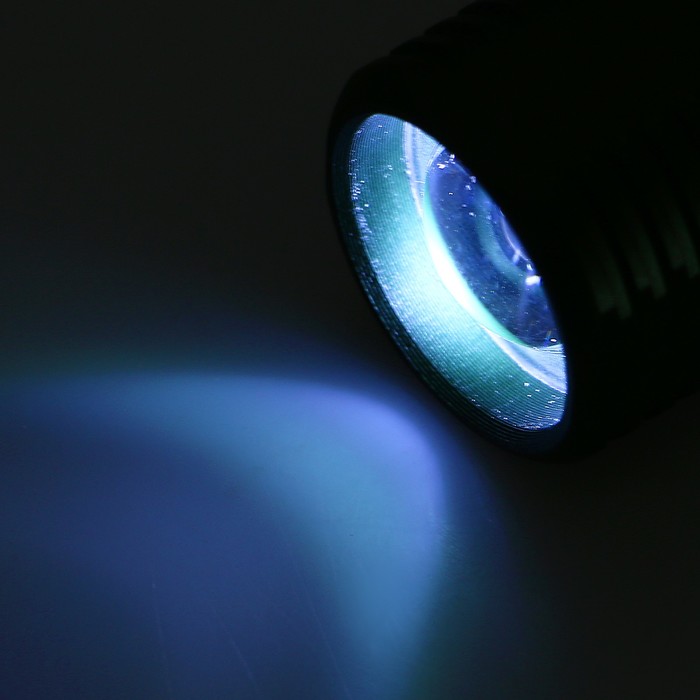 Фонарик 1 диод, 1 режим, на шнурке, 3 ААА, темно-зелёный, 3х9.5 см