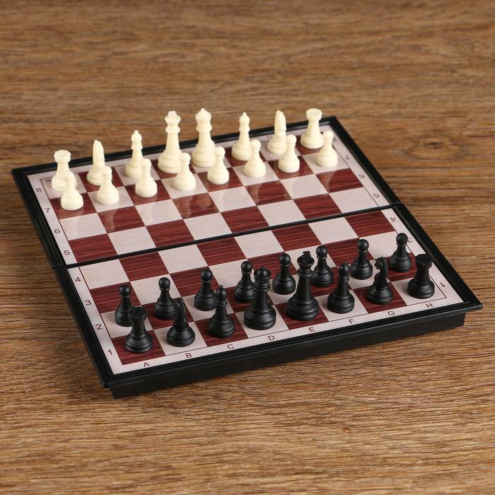 Шахматы "Классические", доска объемная, 9 х 17.5 см