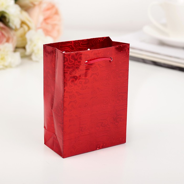 Пакет голография 8 х 11 х 4 см, цвет красный, рисунок МИКС