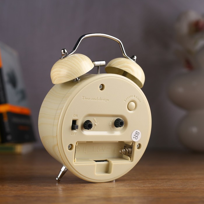 Будильник d=8см Париж, тихий ход, подсветка, пластик текстура дерева, бежевый, 9,2*13см