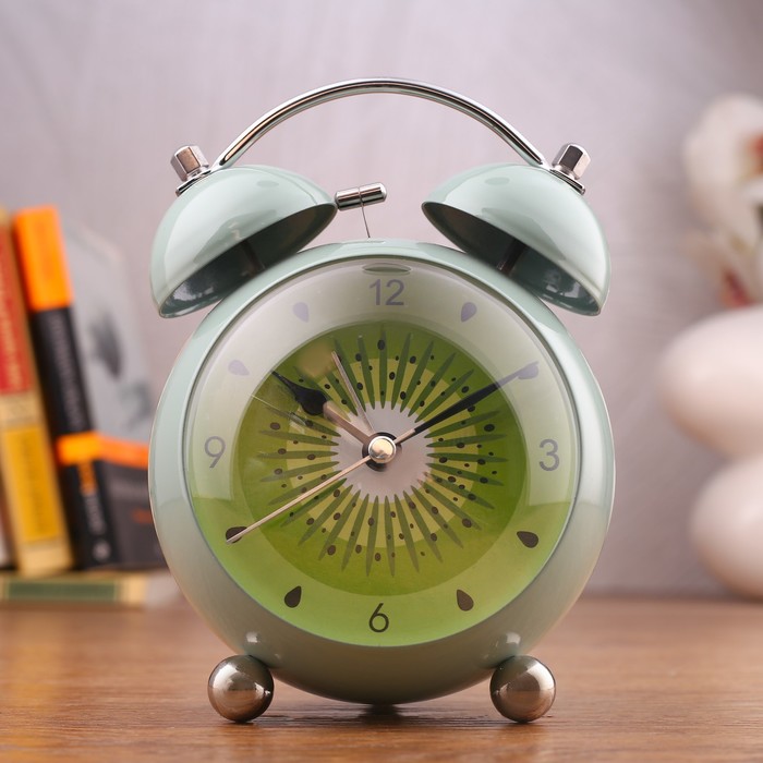 Будильник d=8,5см Фрукты, плавный ход, подсветка, металл, микс цвета и фруктов, 11*16,5см